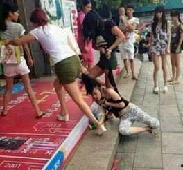 打小三扒衣裳在线播放,网络直播背后的伦理争议